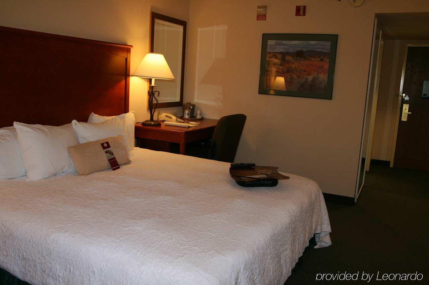 Hampton Inn & Suites Scottsdale On Shea Blvd Habitación foto